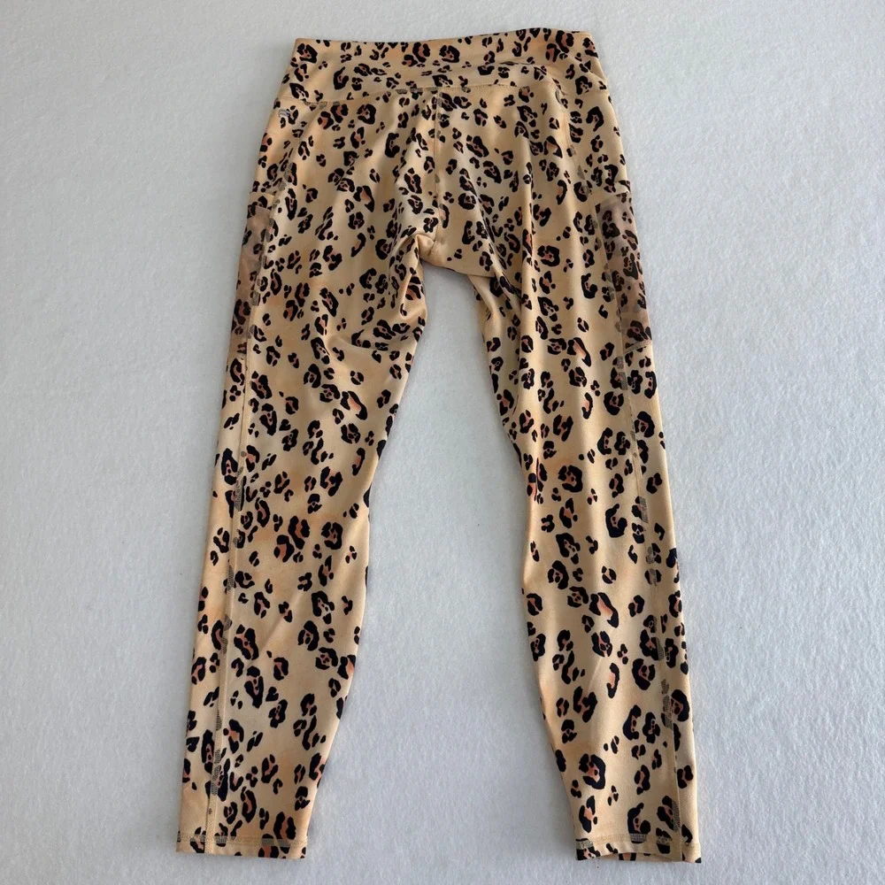 Fabletics these leopard